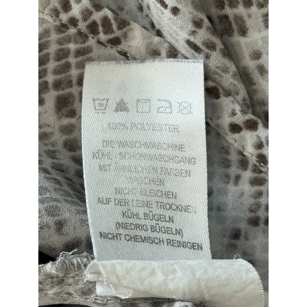 Carolina Belle Grey Snake Skin Pattern Flutter Sleeve Blouse Size 2X - Picture 4 of 6